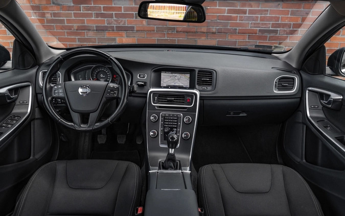 Volvo S60 cena 39900 przebieg: 234506, rok produkcji 2013 z Ostrowiec Świętokrzyski małe 781